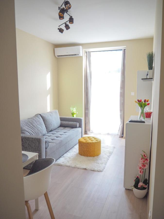 Apartment Apartmanhaz *