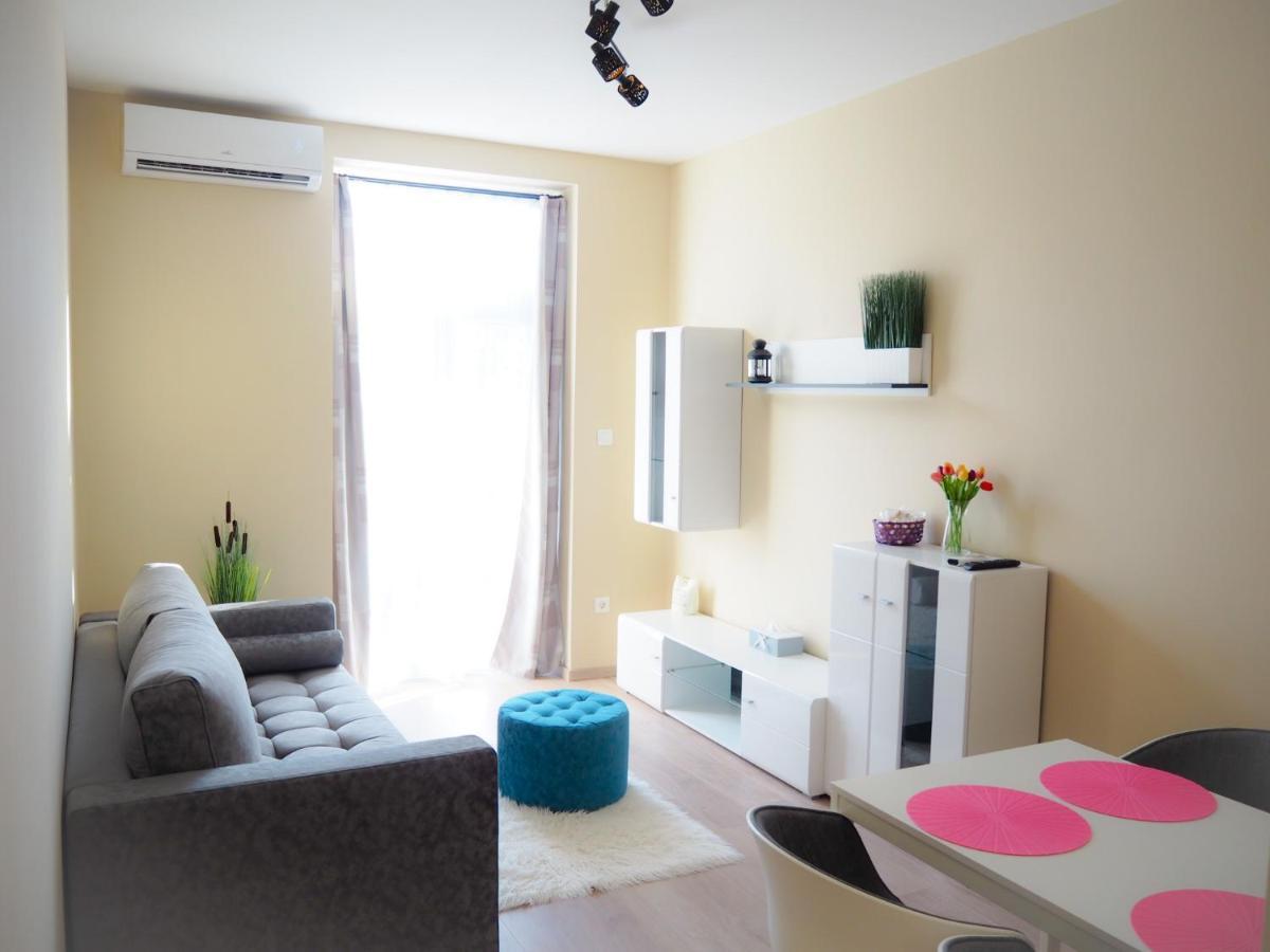 Apartment Apartmanhaz