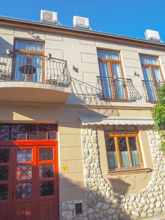 Apartment Apartmanhaz